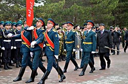 В Хабаровск прибыла частица Вечного огня.